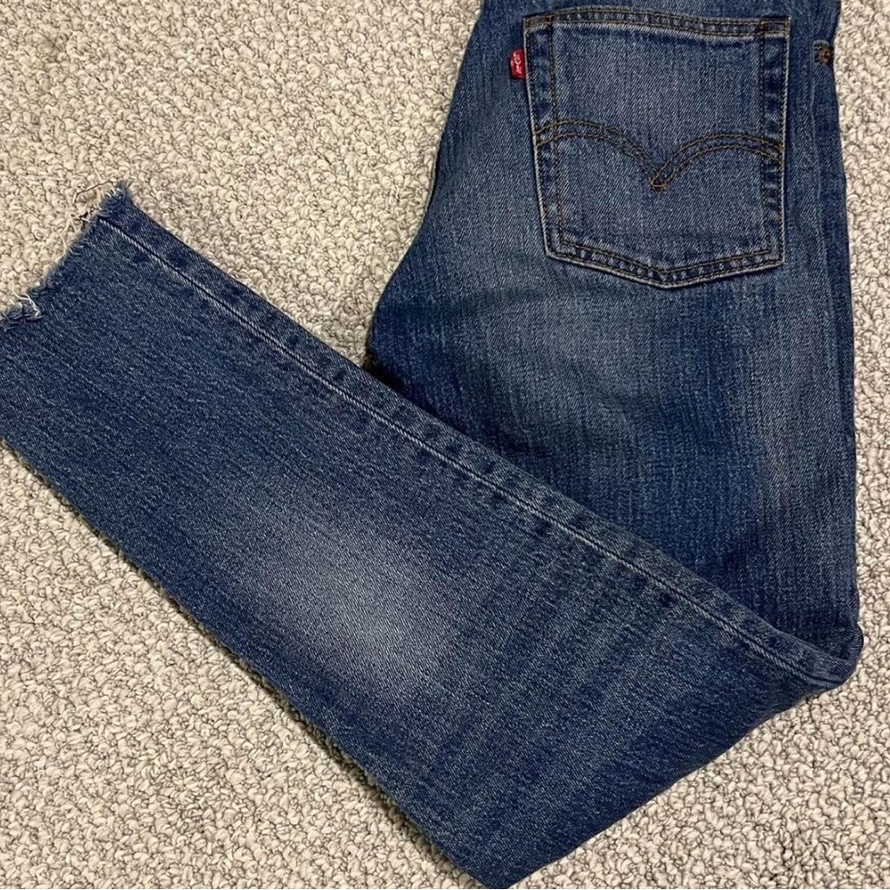 Levi's Wedgie Jeans - 24